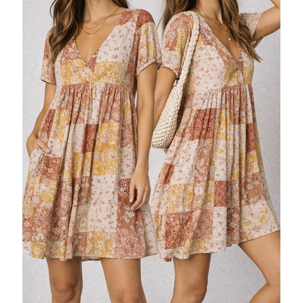 Olivaceous Patchwork Floral Babydoll Mini Dress Size Small V-Neck Short Sleeve